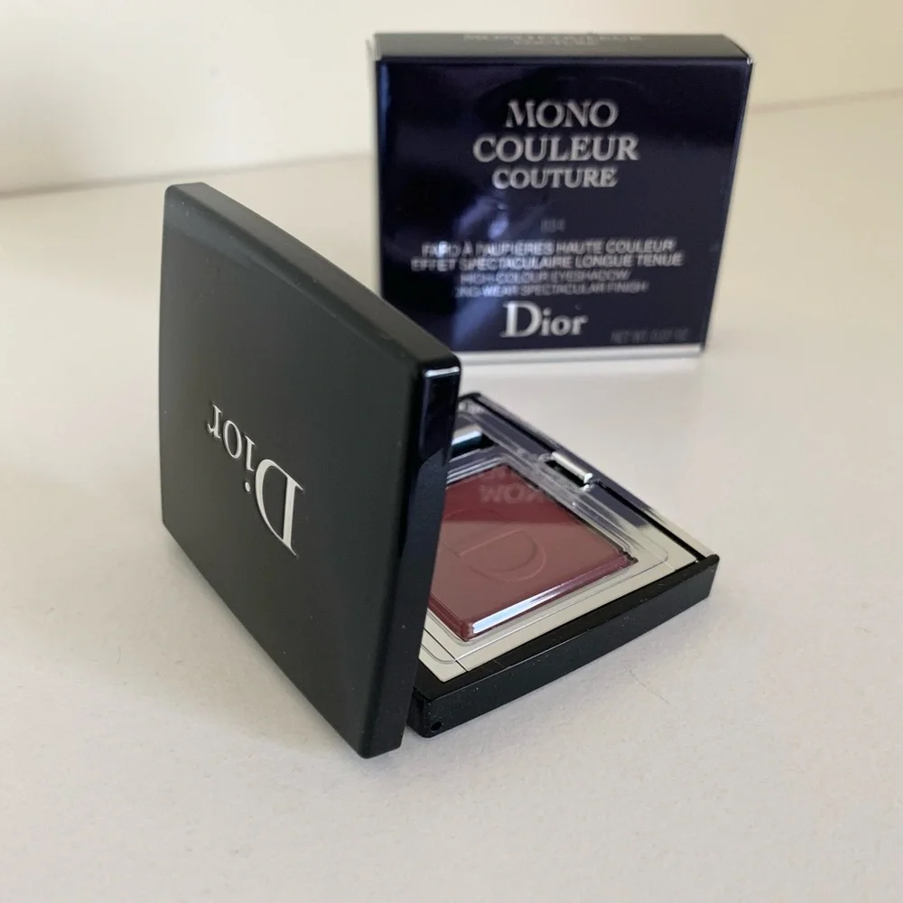Dior velvet shadow mirrored compact